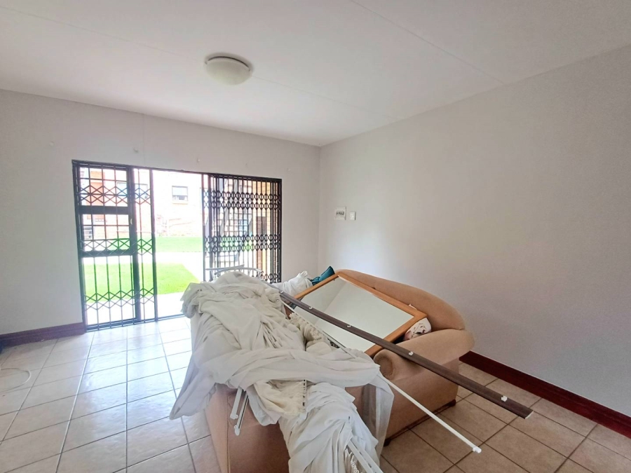 2 Bedroom Property for Sale in Pellissier Free State